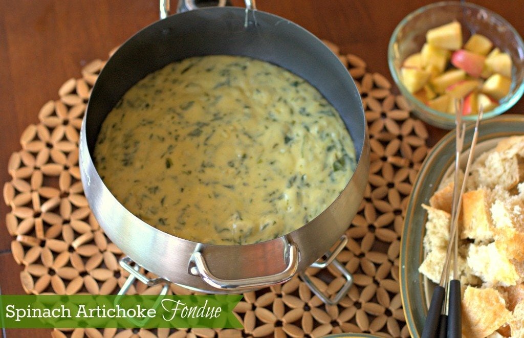 What are some fondue recipes using cheese?