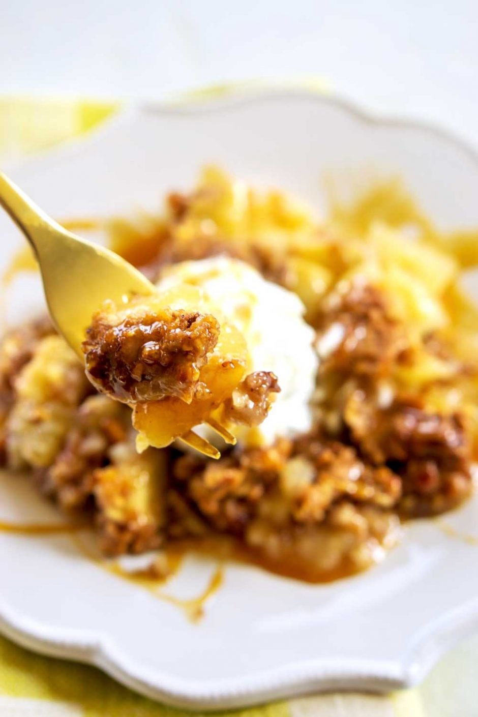 Take a bite of this delicious, buttery apple crisp recipe!
