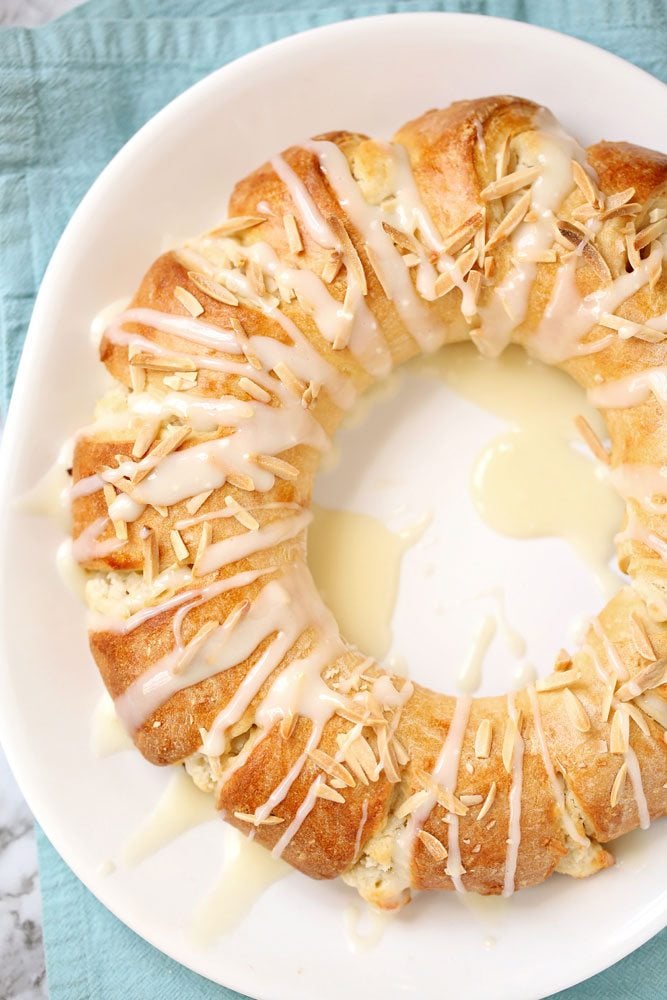 Almond Coffee Cake Ring for Easter and Christmas.