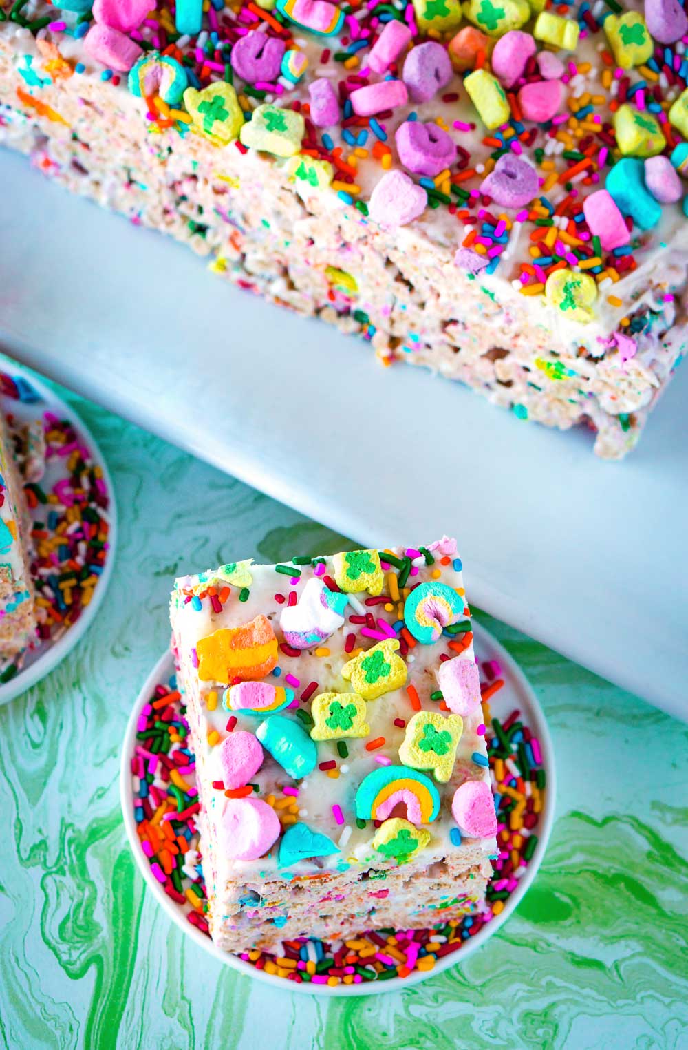 BEST Lucky Charms Treats