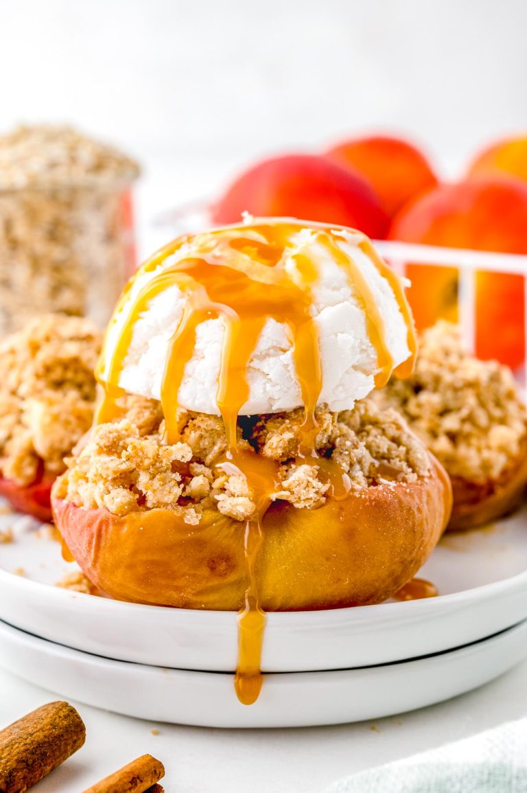 Baked Peaches With Oatmeal