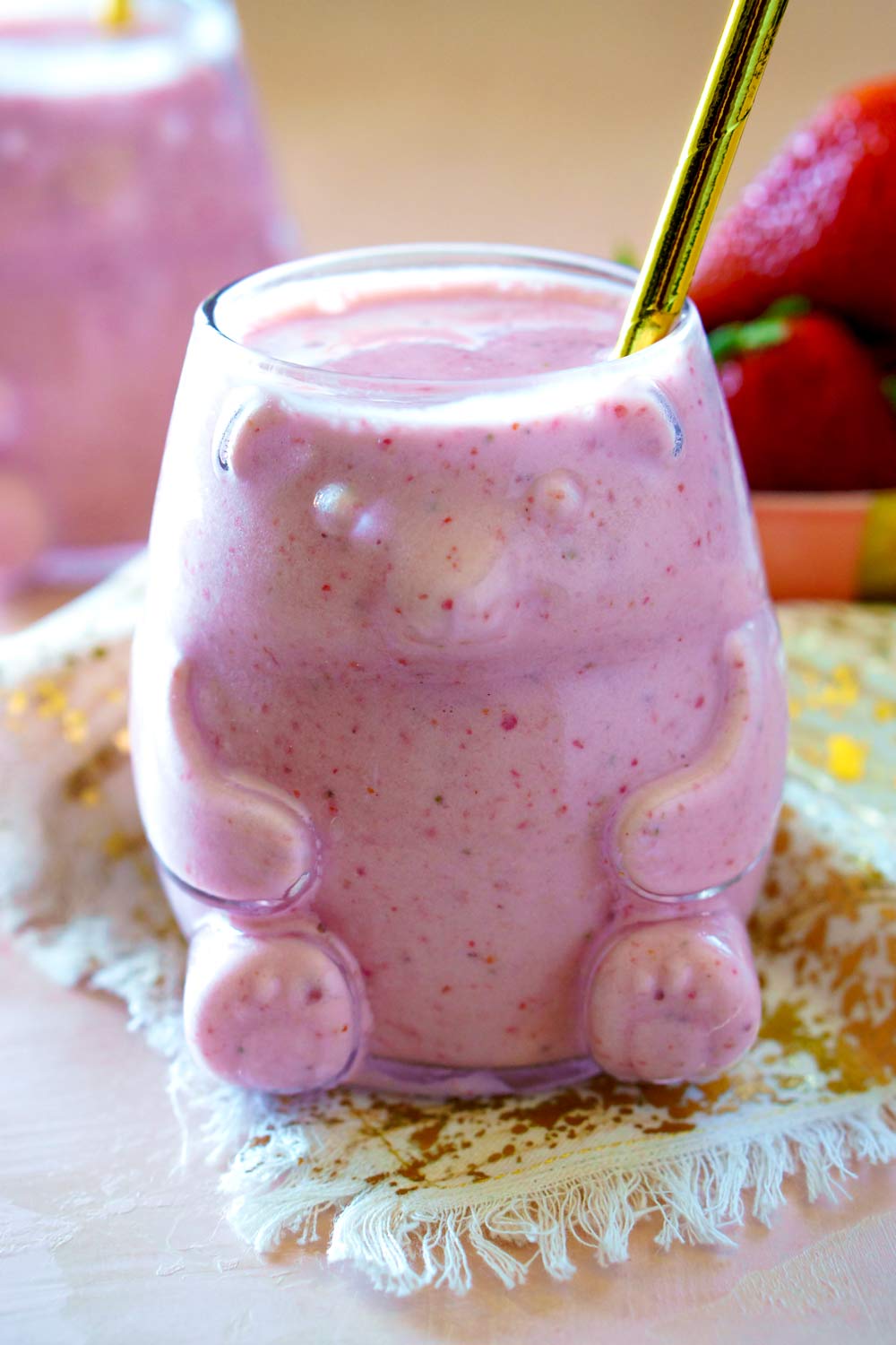 Strawberry Smoothie Only 3 Ingredients Food Folks And Fun