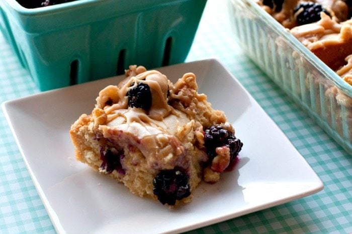 Snack Cake Recipe with Blackberries and Caramel Drizzle