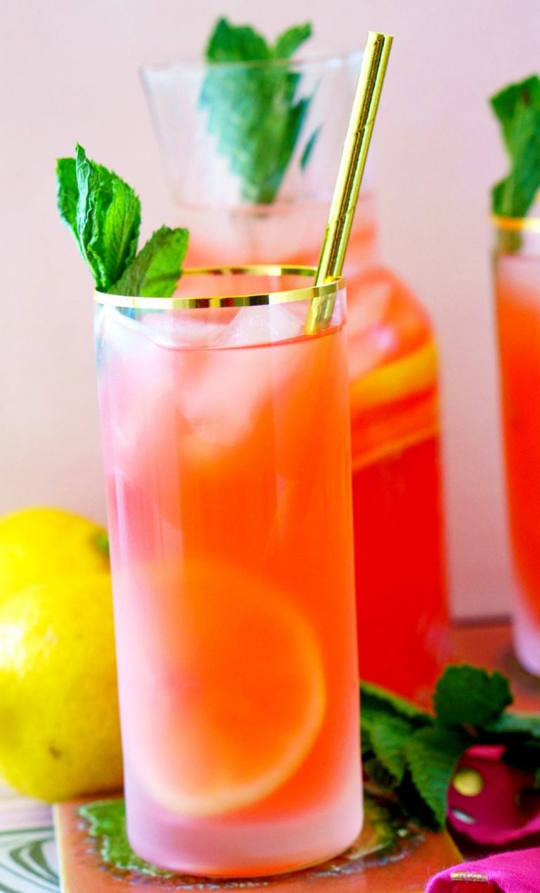 Easy Strawberry Lemonade
