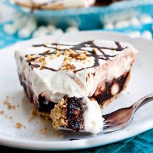 A slice of Rocky Road Pudding Pie on a plate