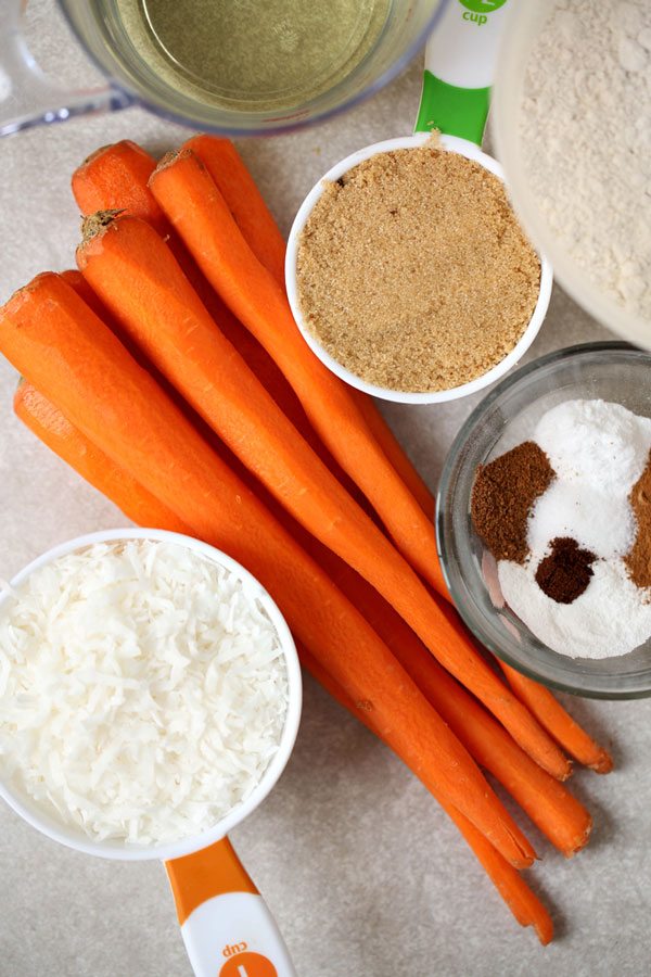 Ingredients needed to make Emergency Carrot Cake