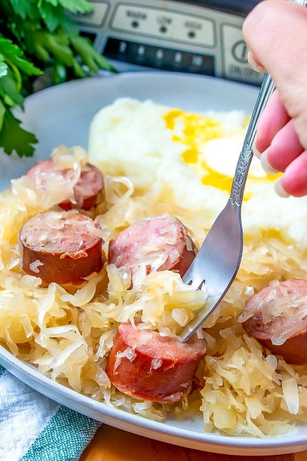 Kielbasa Kapusta – Polish Sausage and Sauerkraut (Crockpot Recipe)