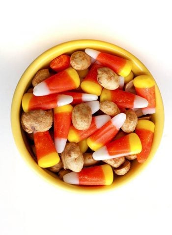 As if candy corn wasn’t addicting enough, this Candy Corn Snack Mix is the perfect combination of salty and sweet that just makes it irresistible.
