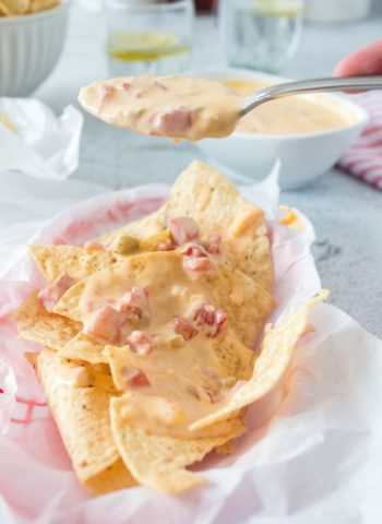 cropped-What-is-Chile-Con-Queso.jpg