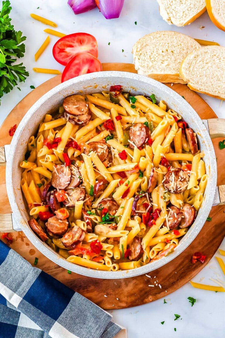 A white pot full of the Cajun pasta.