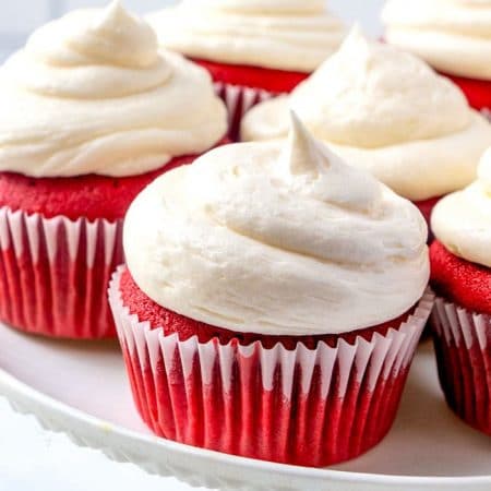 Bet red velvet cupcakes recipe ready to be served.