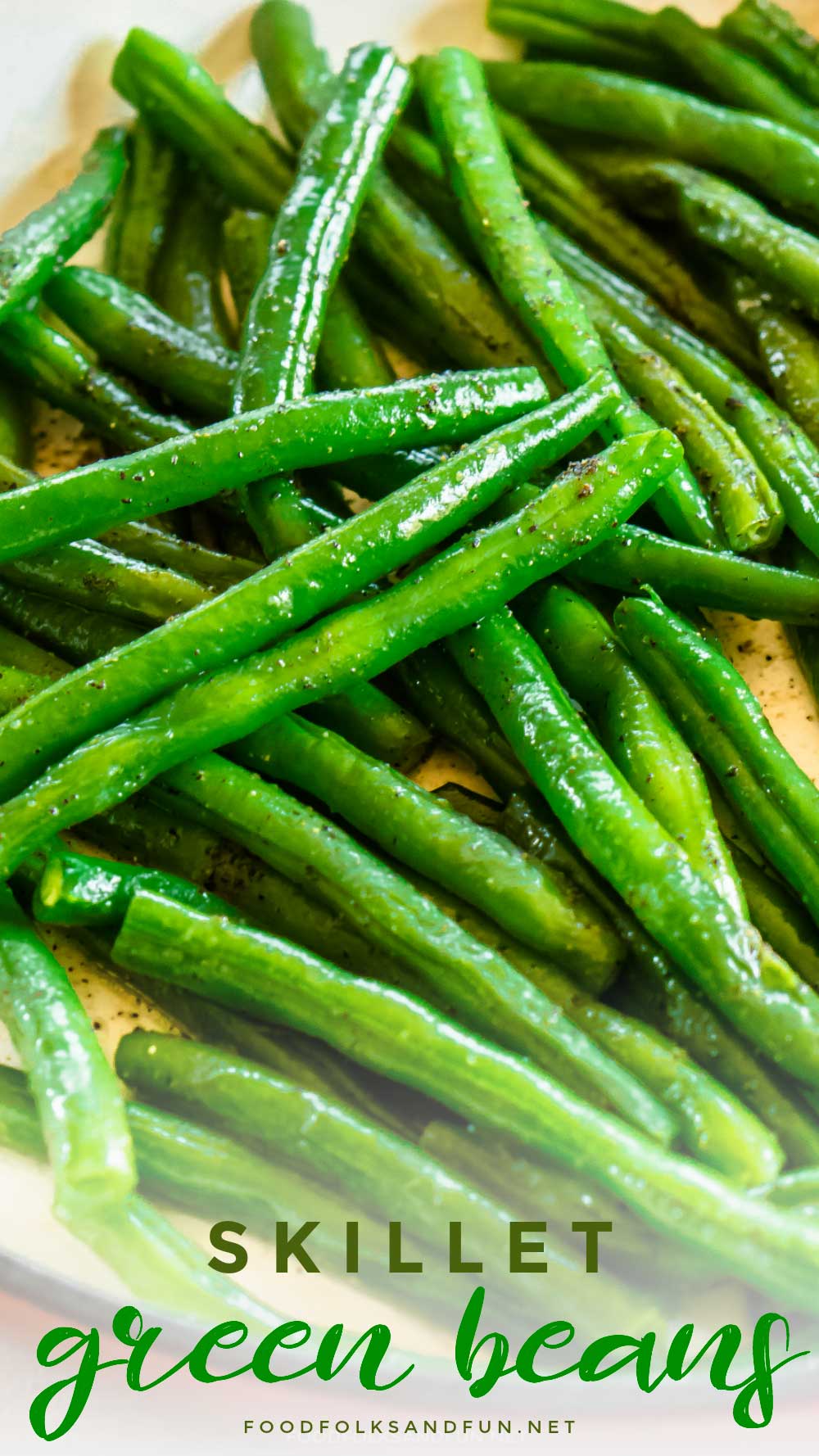 Finished green beans with text overlay for Pinterest.