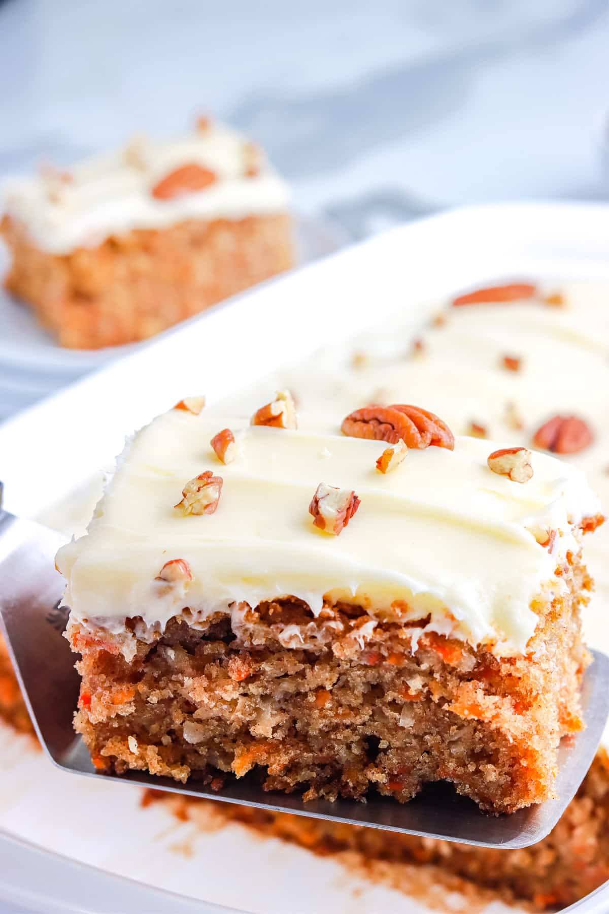A up close picture of the carrot cake.