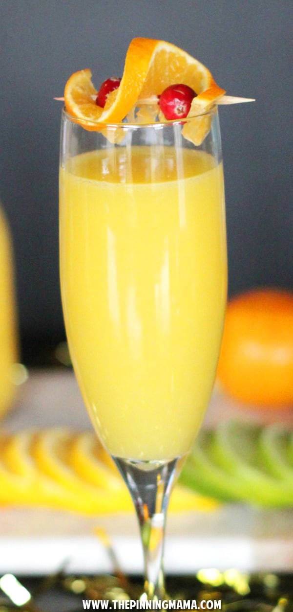 Skinny Mimosa Mocktail in a glass