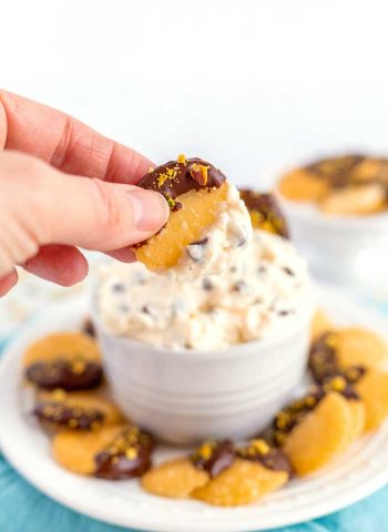 Cannoli Chip covered in dip