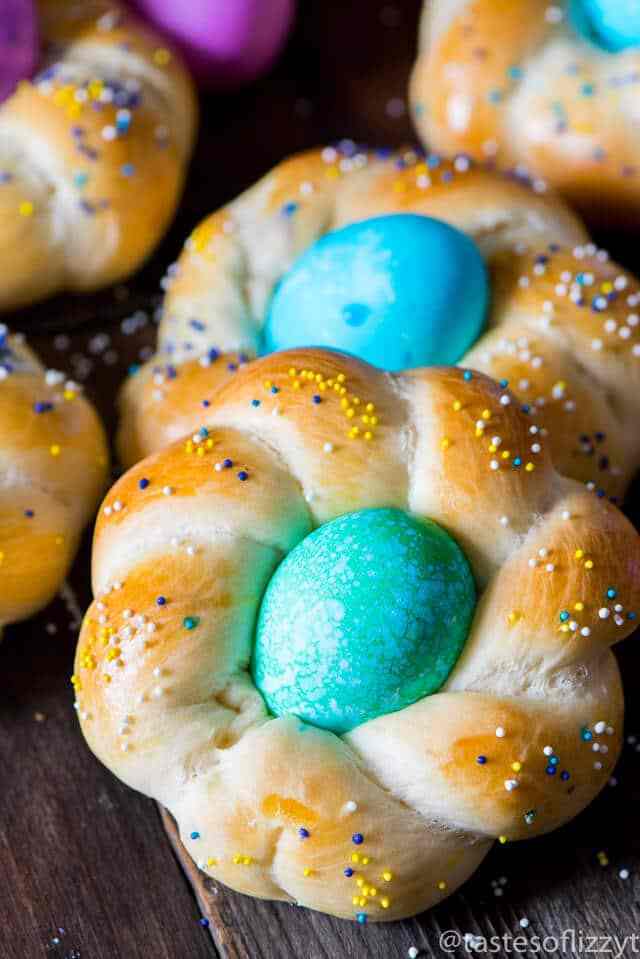 A close-up of Easter Bread rolls on a plate