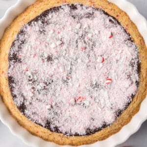 The finished sugar cookie pie.