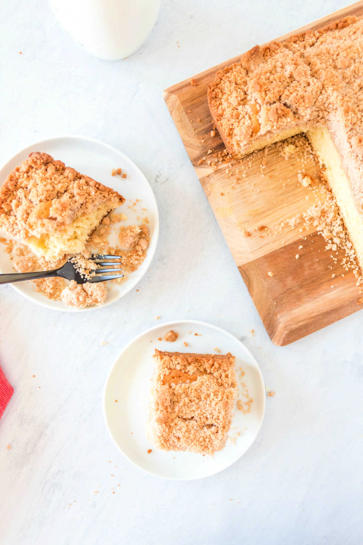 This Cinnamon Crumb Cake recipe is a breakfast classic. It has a rich, buttery, and tender cake crumb and a cinnamon crumb topping that is irresistible.  via @foodfolksandfun