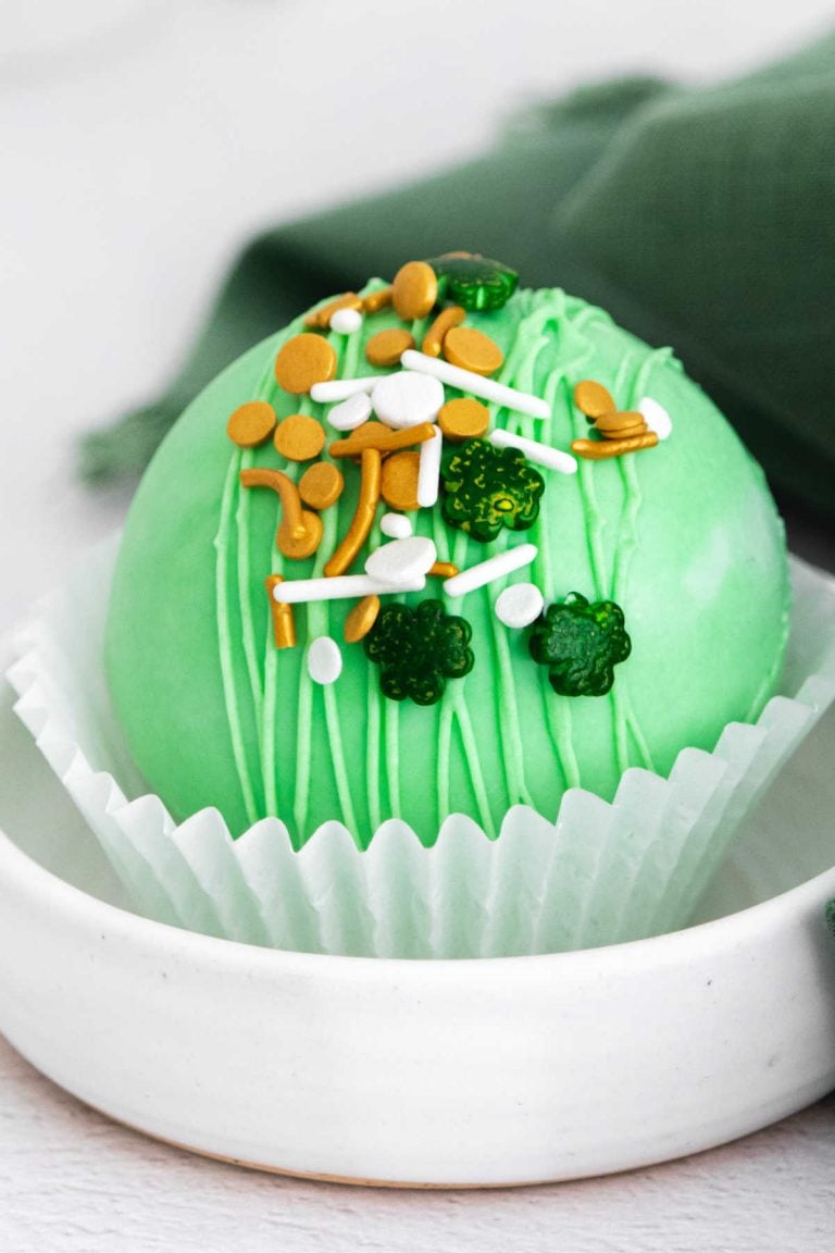 St Patrick's Hot Chocolate Bombs • Food Folks and Fun