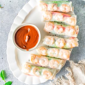 A close up overhead picture of the finished Vietnamese Summer Rolls.