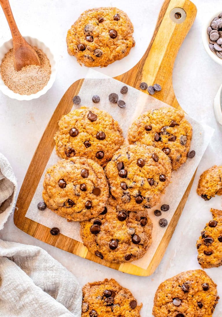 Chewy Pumpkin Chocolate Chip Cookies